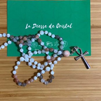 Mala Venus 📿 Nacre – Pierre de lune – Agate – Croix de Ankh